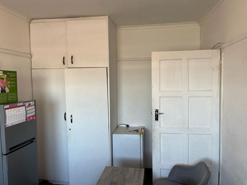 2 Bedroom Property for Sale in Parow Western Cape